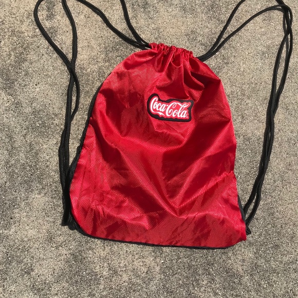 Meet your Posher, Natalie! - Picture 4 of 10